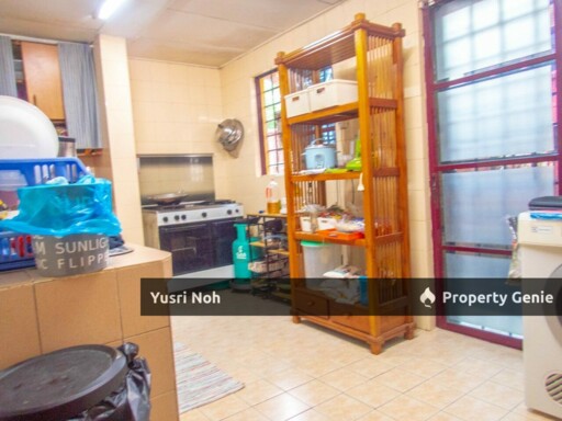 URGENT FOR SALE : 2 Storey Terrace House Corner Lot Jalan Adang Bukit Jelutong Shah Alam