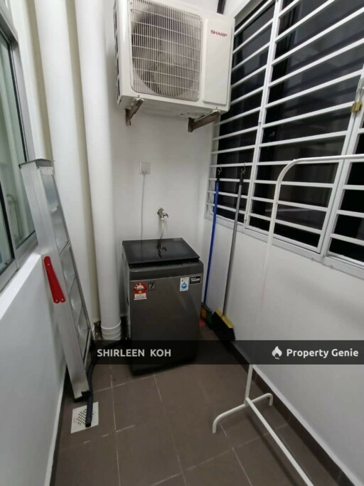 Female Room for Rent at Larkin Heights @ Larkin Idaman