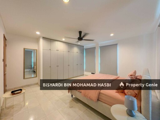 BUNGALOW KGSAAS, SEKSYEN 13 SHAH ALAM .