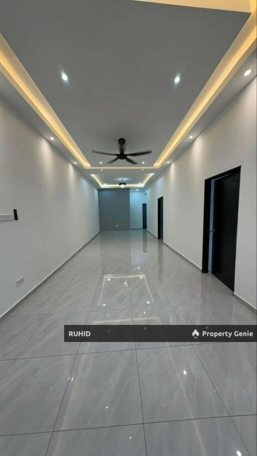Taman Suria Single Storey Corner Lot, Fully Renovated, 4R3B, Freehold