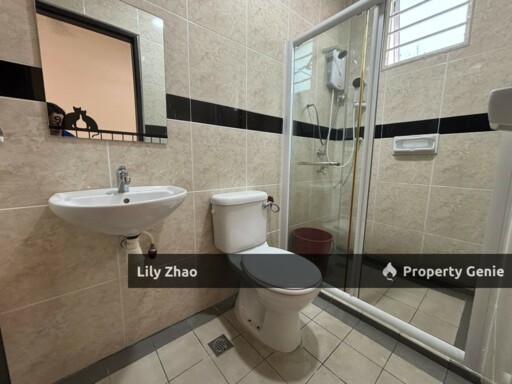 Semi Detached 2-Storey, 5Bed 5Bath, Renovated Basic Fittings, Beautiful Unit, Taman Prima Jaya, Penampang, Kota Kinabalu.