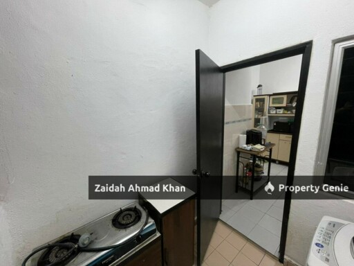ANGGERIK VILLA 2 SEMENYIH BANDAR TEKNOLOGI KAJANG SELANGOR APARTMENT FOR SALE RENOVATED LOW FLOOR