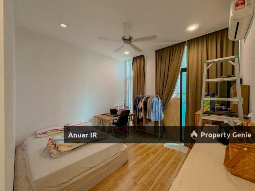 3 Storey Semi D The Park Laman Serdang Taman Bukit Serdang @Seri Kembangan