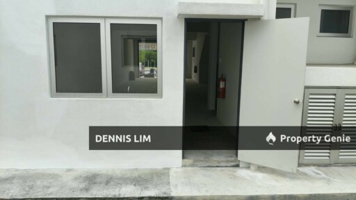 Bandar Tasik Puteri 2 Storey Shop Lot For Rent