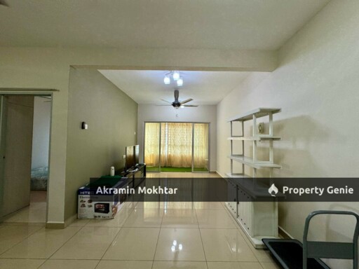 APARTMENT MUTIARA ANGGERIK Seksyen 15,SHAH ALAM.