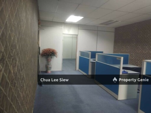 🌸For RENT Shoplot ( Level 3 ) 📍Jalan Suria 3