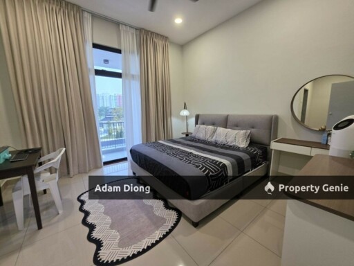 Ponderosa Calista / Taman Molek