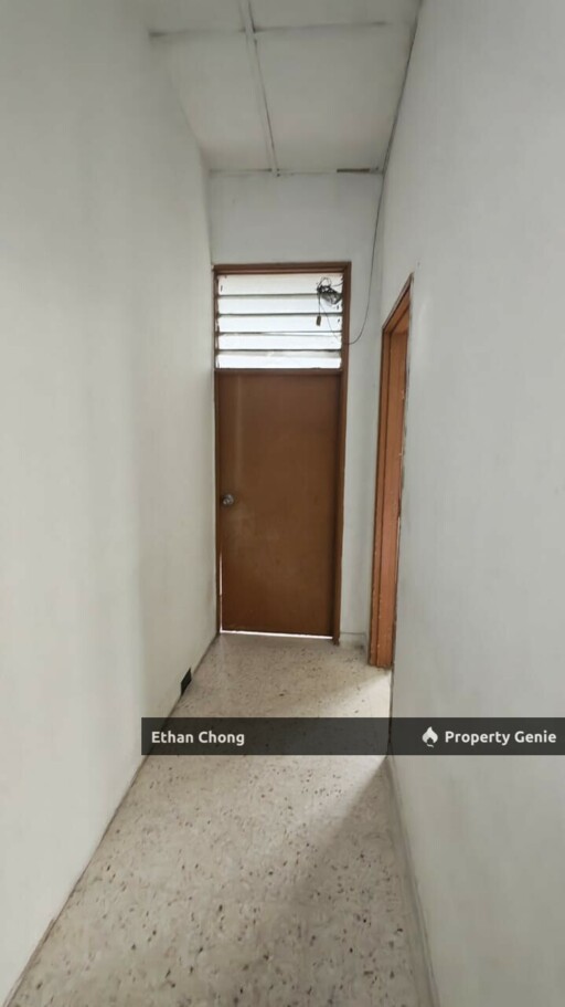 Shoplot House for Rent at Jalan Wawasan Ampang