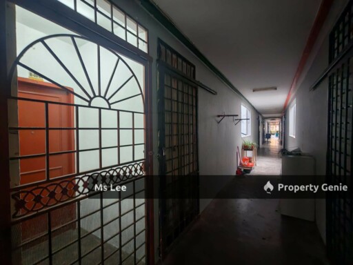 Pangsapuri Laksamana Jaya @ Kampung Laksamana, Batu Caves - Blok B level 9 - Ready unit