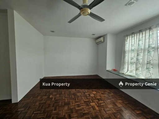 Double Storey Terrace Intermediate House at Tabuan Tranquility