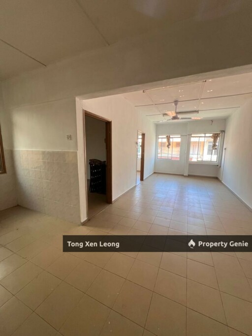 Double Storey ShopLot For Sale @ Taman Merdeka