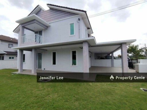 KLEBANG, IPOH FREEHOLD UNOCCUPIED DOUBLE STOREY TERRACE CORNER UNIT WITH HUGE SIDE LAND