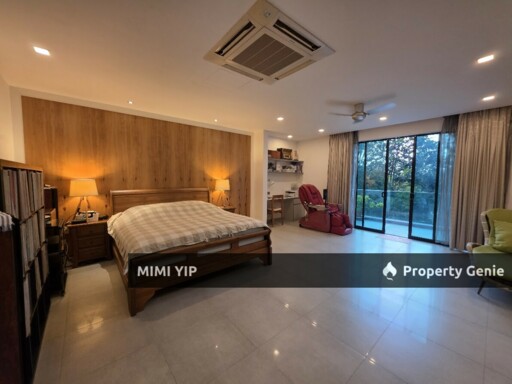 2.5 Storey Semi Detached House @ The Peak