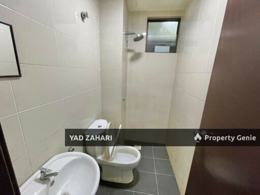 Residensi Zamrud, Kajang | RM330K - Corner Unit, Semi Furnished, Freehold and Facing Pool