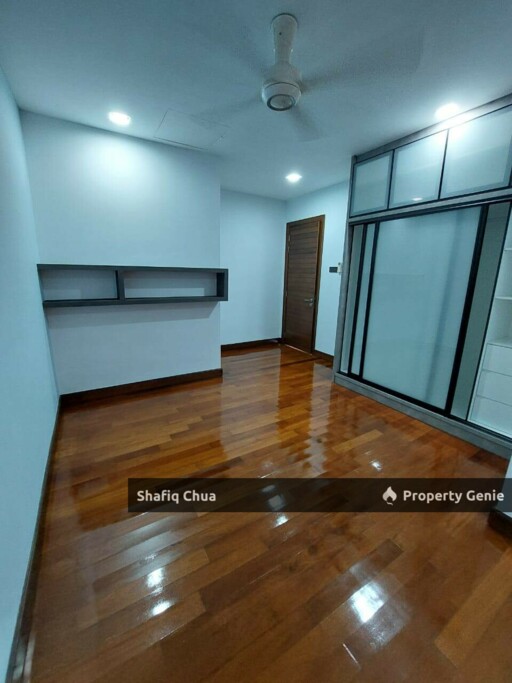 CORNER I FACING OPEN I 7 BEDS I 3 Storey Taman Nusa Tropika, Ampang