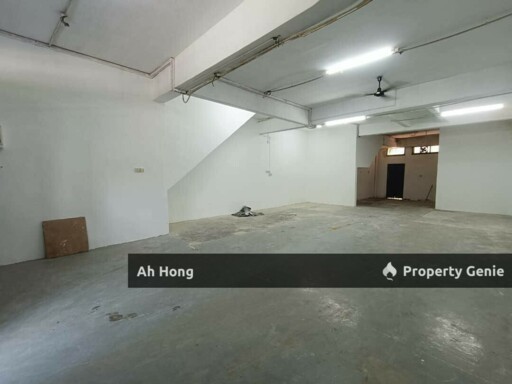 4 Storey Shop Lot For Sale / Nearby RTS / Good Invest Area / Jalan Tun Abdul Razak Susur 1