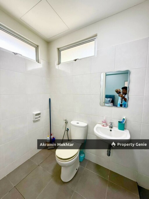 Freehold, Corner Lot & Renovated | Double Storey Camellia Serene Heights 1, Semenyih