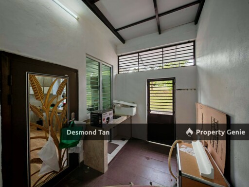 Rimbun Vista ,S2 Heights, Seremban 2 ( End Lot） Renovated