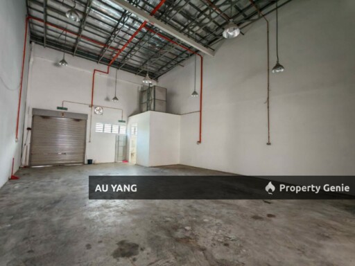 1.5 Storey Light Industrial Factory For Rent Batu Kawan Bandar Cassia 轻工业厂房出租