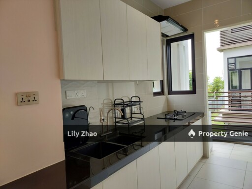N\’Dira 16 Sierra MRT Forest Corner Lot 3-Storey Townhouse for Rent, Puchong, Selangor
