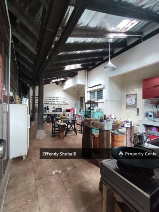 LESTARI PERDANA SERI KEMBANGAN 2 UNIT SEMI D