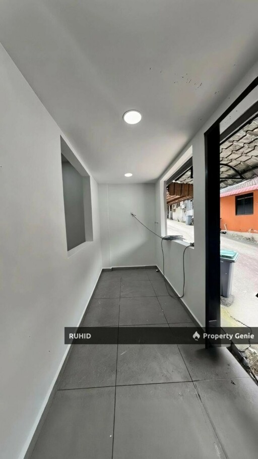 Renovated Single Storey Terrace House Taman Kempas Near AEON Dato Onn & EDL JB