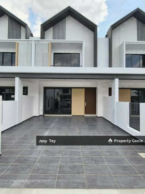 Taman Dato Onn Double Storey Terrence House For Sales