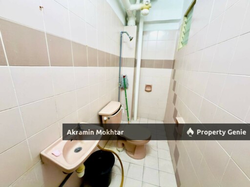 Renovated, Partially Furnished & 1 Parking | Seri Mas Condominium Amber Tower, Cheras Kuala Lumpur