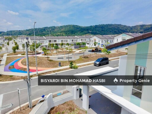CORNER & FACING PLAYGROUND 2 Storey Terrace Tiara Sendayan, Labu Seremban.