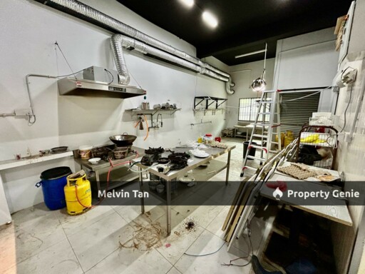 Taman Limbongan Jaya ,Melaka 3Sty Shoplot