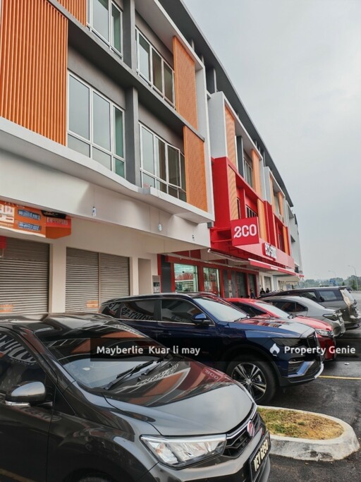 Bandar Tasik Puteri Rm7.5k (25x76) Ground Floor Shop for Rent