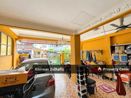 Jalan Adenium Bukit Beruntung Double Storey For Sale