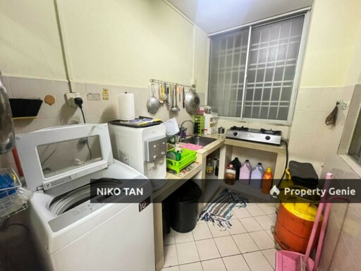 Apartment Bayu Puteri 1 With Strategic Location For Sale