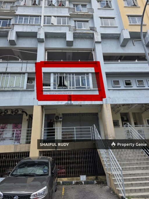 For Sales - 1st Floor Shop