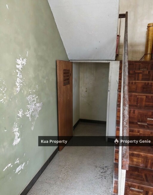 Double Storey Terrace Corner House Located at Jalan Arang