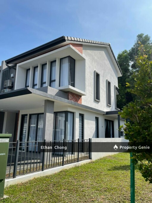 ELMINA GARDEN DOUBLE STOREY END LOT FOR SALE