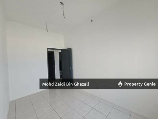 Bare Unit Kita Ria Apartment Cybersouth Dengkil