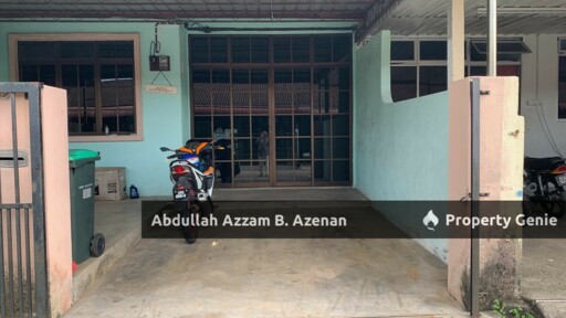BERHAMPIRAN SEKOLAH TAMAN RIA JAYA