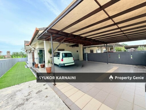 Semi-D Single Storey House, Taman Meru Harapan, Jalan Durian Belanda, Meru, Klang.