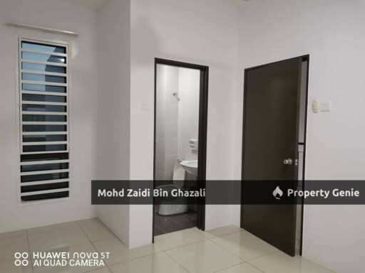 End Lot Double Storey Terrace  Saujana Klia
