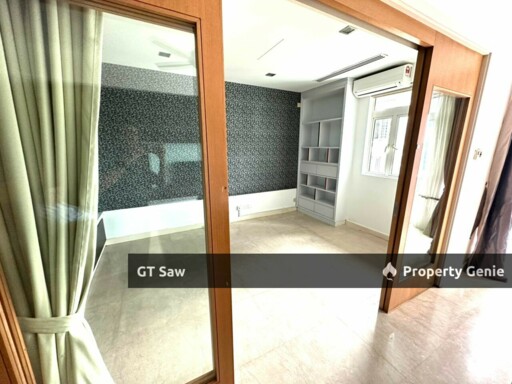 4 Bedroom unit with Private Lift Lobby, High Floor, Nice View, Near to klcc