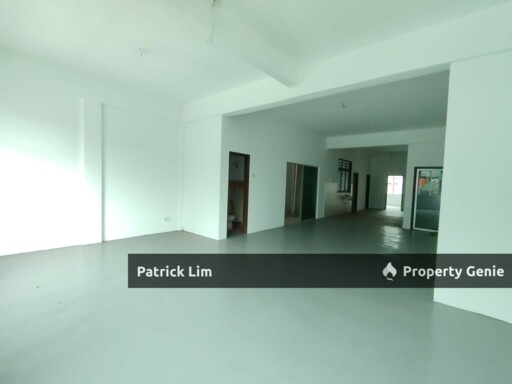 HOT RENTAL | Bukit Beruang (1st Floor) Shop Lot For Rent