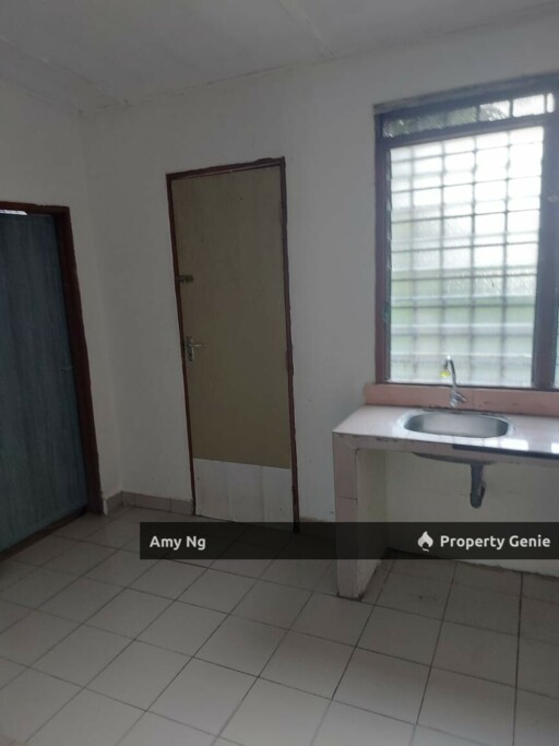 FreeHold 2 Storey For Sale Taman Wah Keong