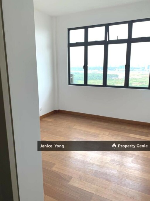 Laguna Heights Condominium @ Perling