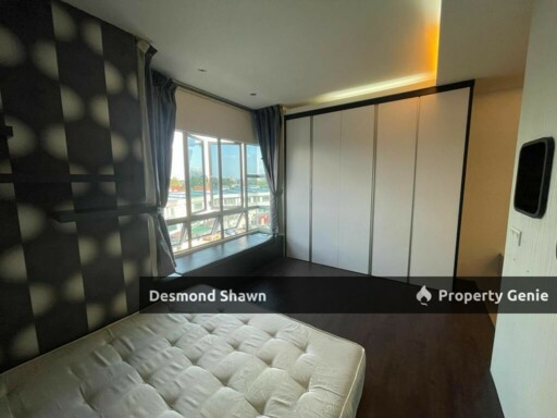 Zennith Suites @ Larkin