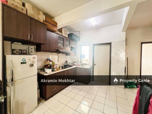 FREEHOLD, CORNER UNIT, FULLY FURNISHED & 1 PARKING | Pangsapuri Puri Aiyu Seksyen 22 Shah Alam