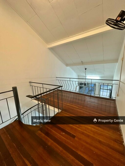 For Rent Jalan Molek 2/6 , Taman Molek, 1-Storey Terrace, G&G