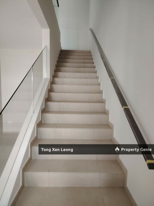 Double Storey @ Krubong Heights For Sale !!