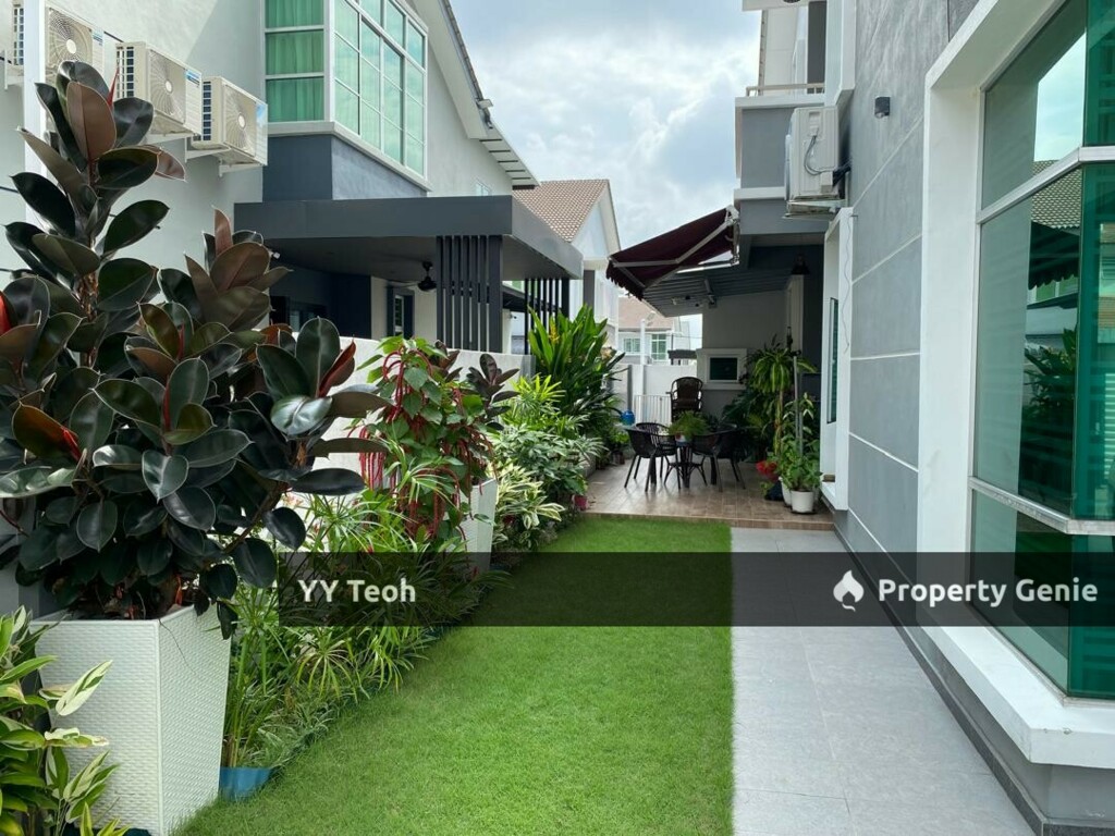 Batu Berendam Sutera Wangi Double Storey Semi-D