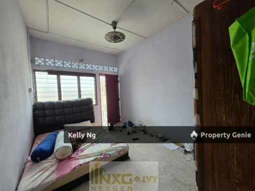 Double Sty House At Taman Petaling Klang For Sale